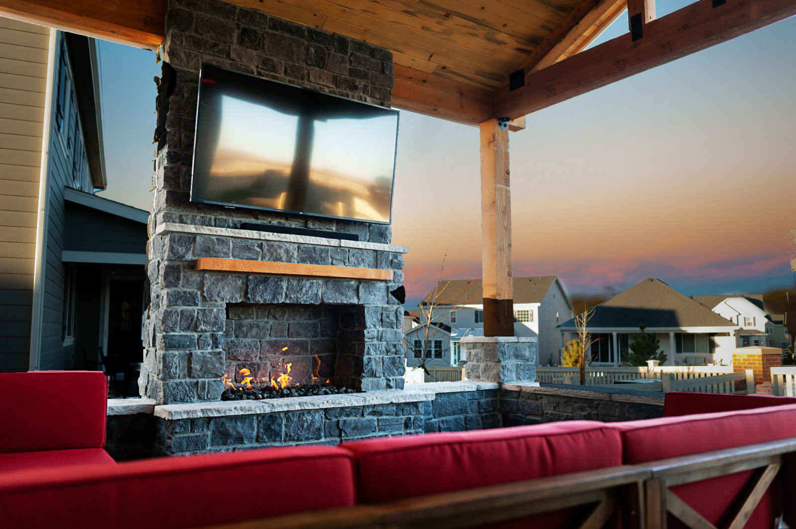 Top Reasons To Install an Outdoor Fireplace