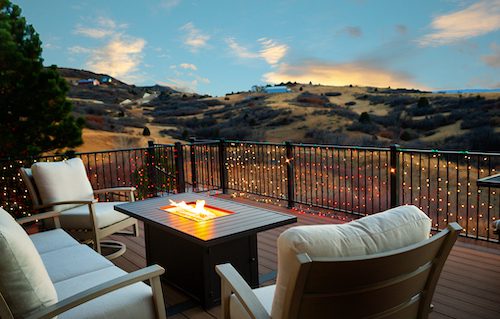 Outdoor Fireplace vs. Fire Pit: What’s the Difference?
