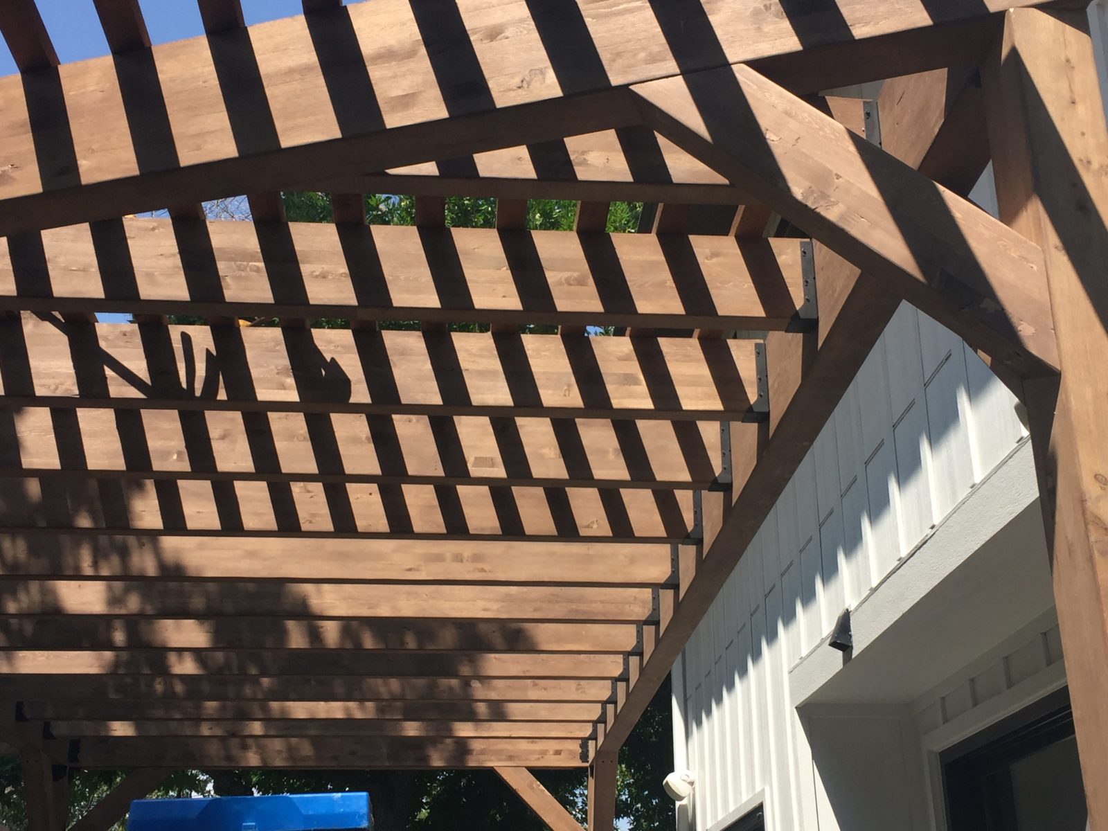 Top 3 Ways To Incorporate Wood In Your Outdoor Living Space