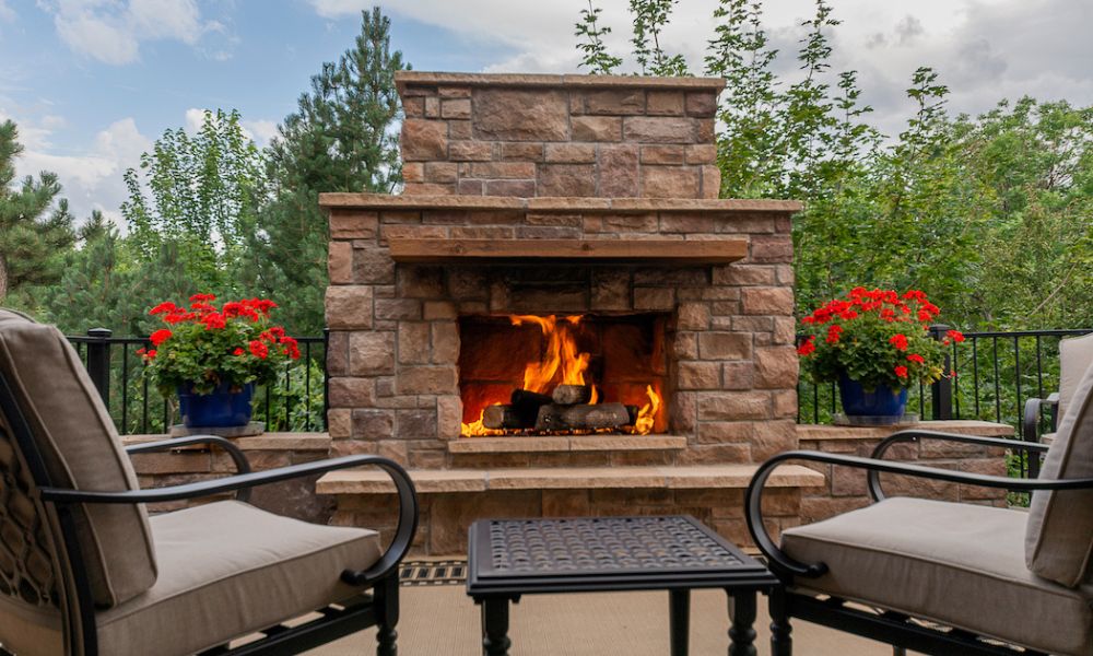 Wood vs. Gas Firepits: Which Are Better?